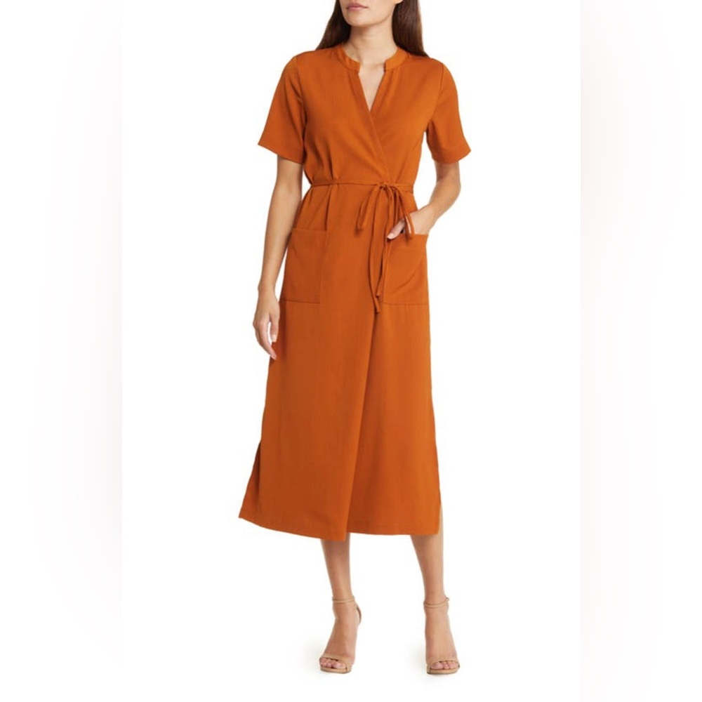 Zoe And Claire Patch Pocket Tie Belt Crepe Dress
